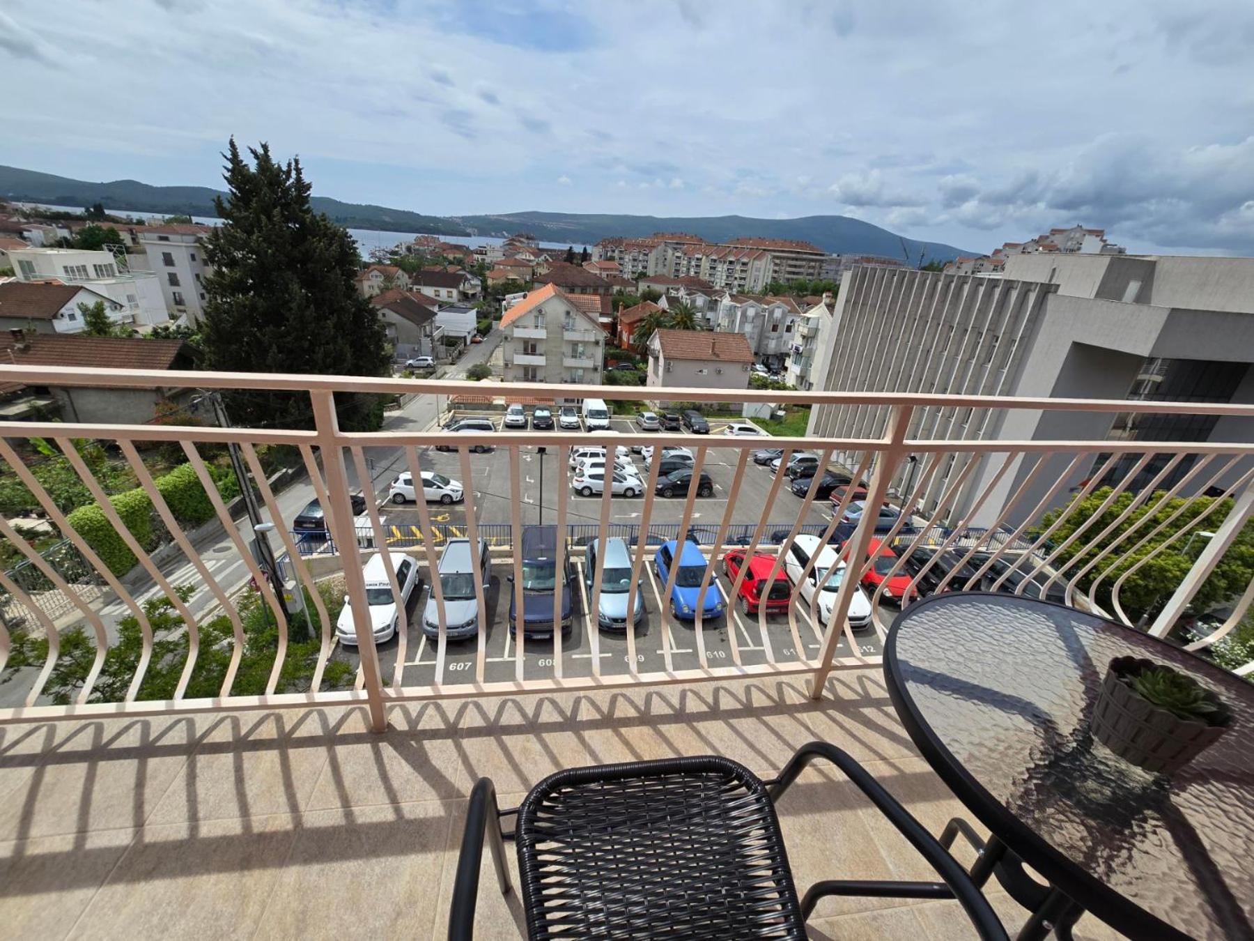 Jovanovic Apartment Tivat Luaran gambar